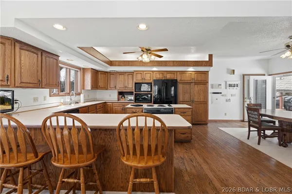 $949,000 | 162 Christenson Drive, Climax Springs, MO 65324