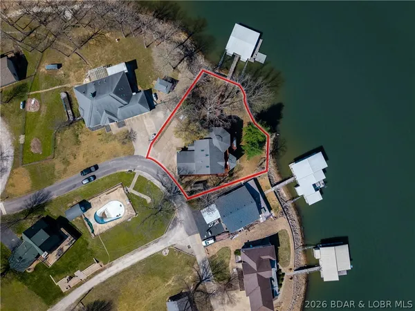 $949,000 | 162 Christenson Drive, Climax Springs, MO 65324