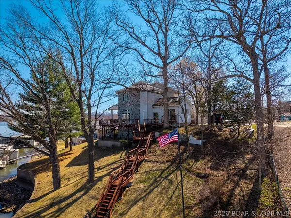 $949,000 | 162 Christenson Drive, Climax Springs, MO 65324