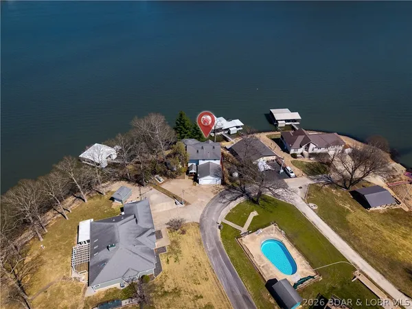 $949,000 | 162 Christenson Drive, Climax Springs, MO 65324