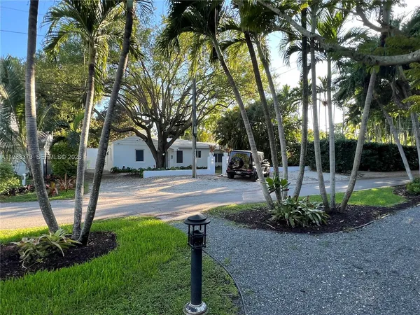 $6,950 | El Portal, El Portal, FL 33138