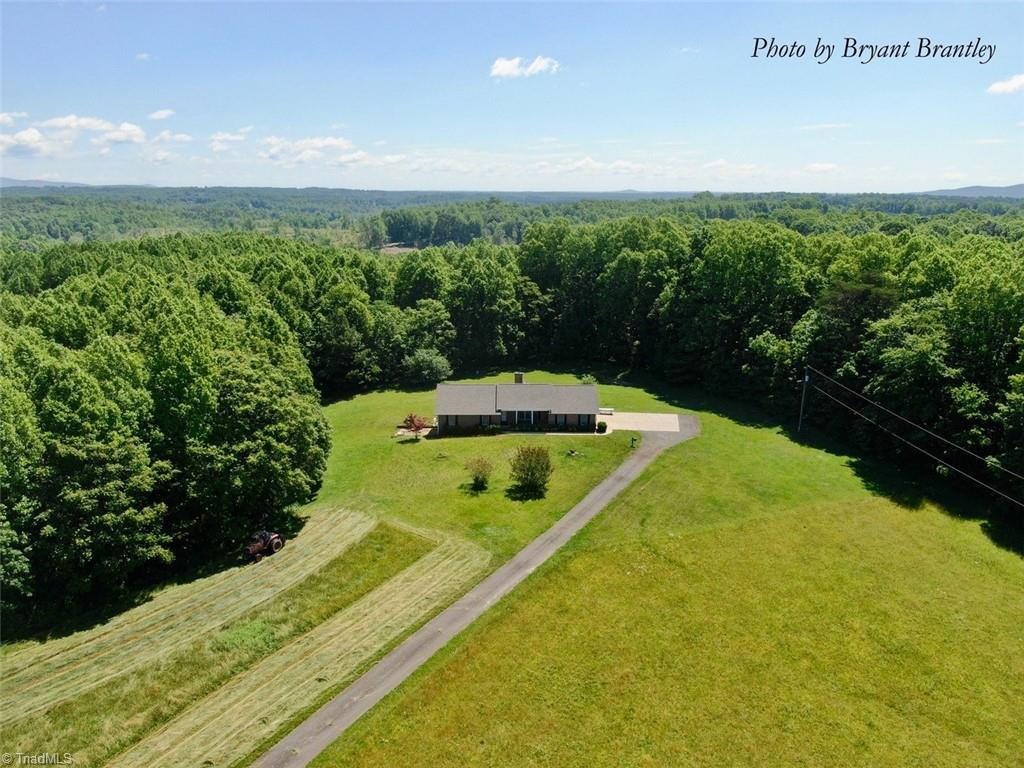 332 Albion Church Road Mount Airy, NC 27030 - Photo 3 of 42 Gallery Image 3