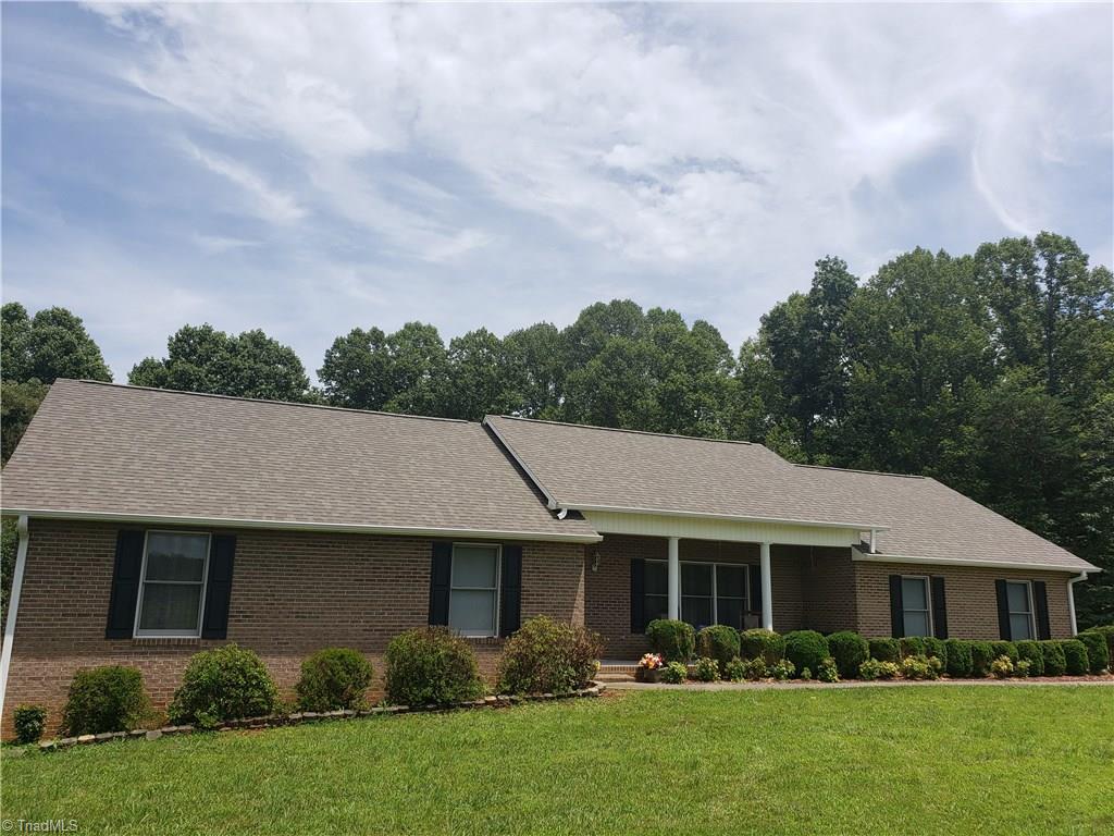 332 Albion Church Road Mount Airy, NC 27030 - Photo 9 of 42 Gallery Image 9
