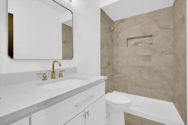 $750,000 | 12657 Lake View Drive, Orland Park, IL 60467