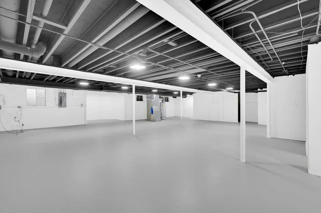 $750,000 | 12657 Lake View Drive, Orland Park, IL 60467