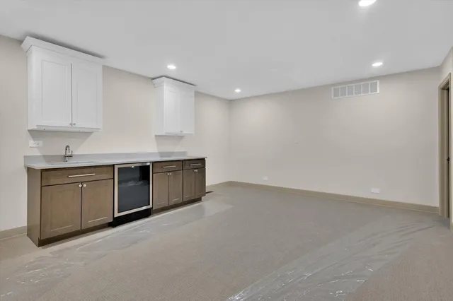 $750,000 | 12657 Lake View Drive, Orland Park, IL 60467