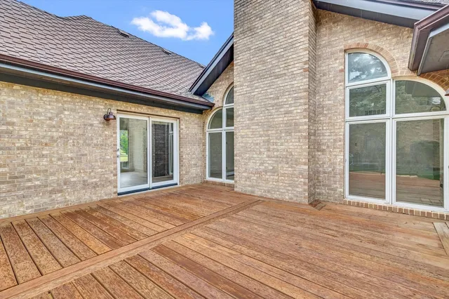 $750,000 | 12657 Lake View Drive, Orland Park, IL 60467