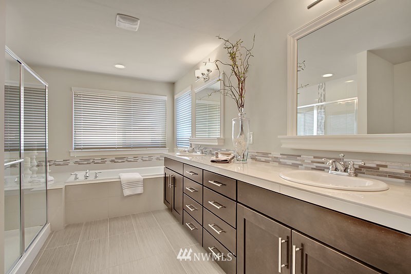 218 184th Street Southwest Bothell, WA 98012 - Photo 10 of 11