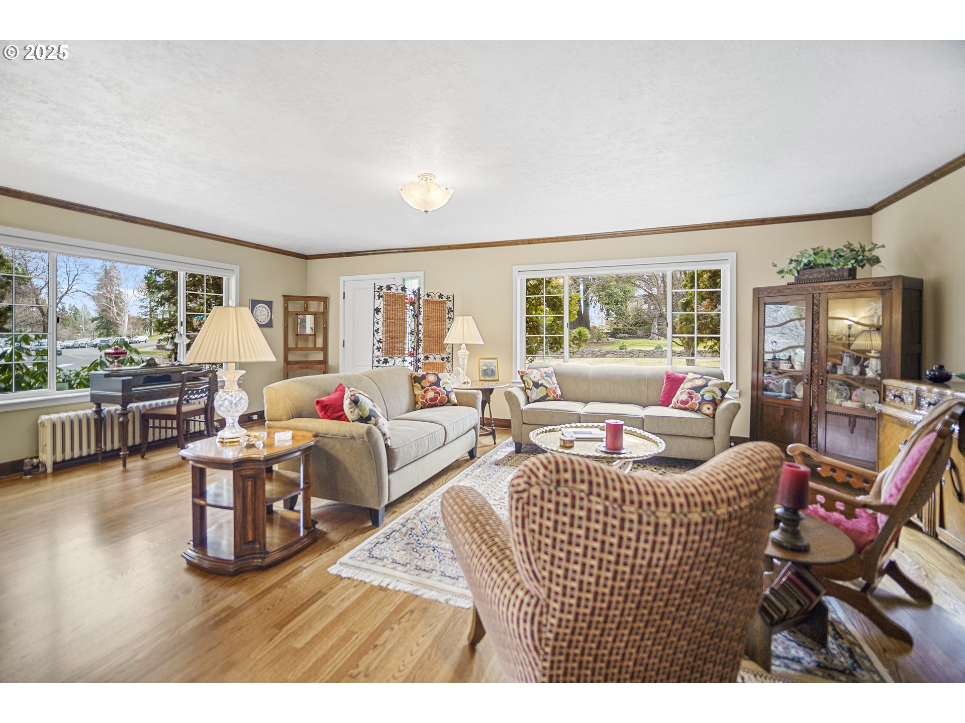 898 Northwest Riverside Boulevard Bend, OR 97703 - Photo 3 of 32 a living room with furniture and a large window