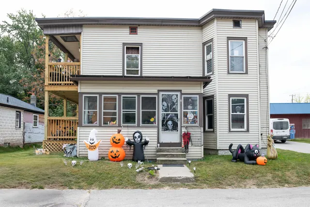 $165,000 | 6 Dix Avenue, Mexico, ME 04257