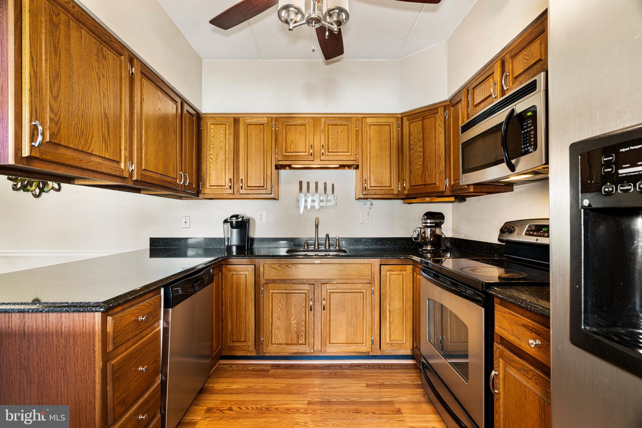 263 East Village Road Southampton, PA 18966 - Photo 5 of 18 Gallery Image 5