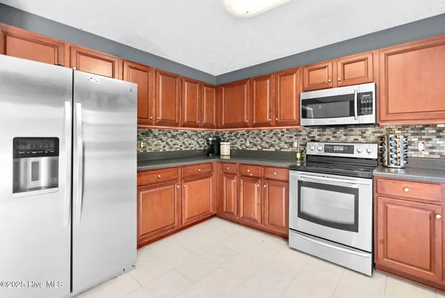 $300,000 | 71 Havistock Court, Cameron, NC 28326