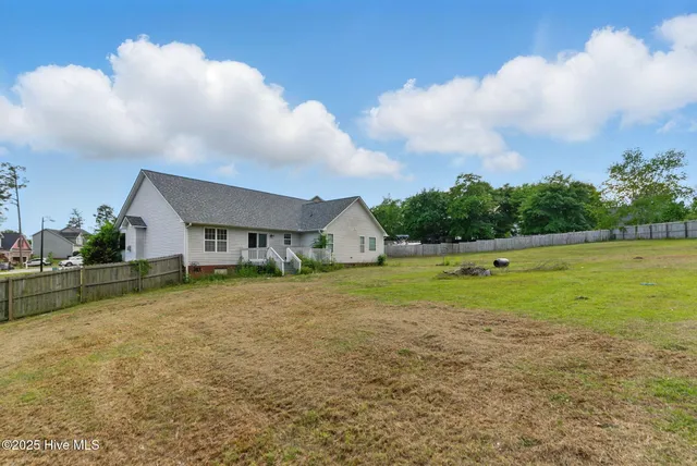 $300,000 | 71 Havistock Court, Cameron, NC 28326