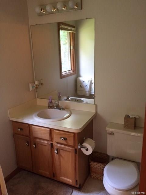 679 Kern Road Lake Orion, MI 48362 - Photo 14 of 34 IMG_0758.jpg