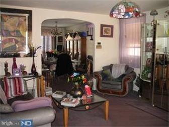 3427 Rhawn Street Philadelphia, PA 19136 - Photo 2 of 6 Gallery Image 2