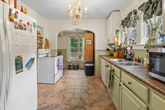 $215,000 | 121 Juneau Street, Horicon, WI 53032