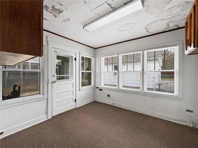 $245,000 | 737 Washington Street, Weston, MO 64098