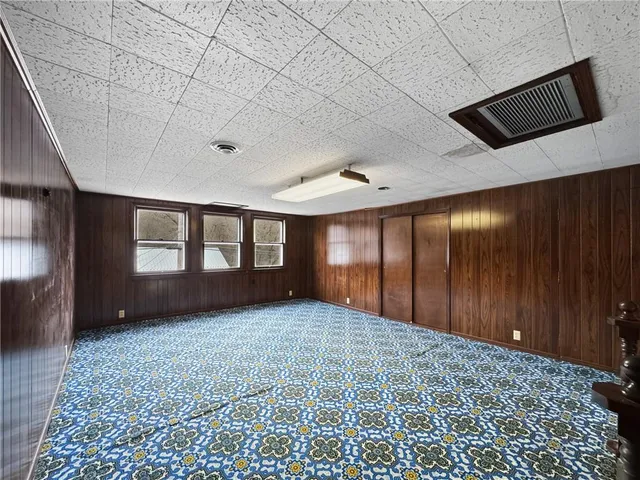 $245,000 | 737 Washington Street, Weston, MO 64098