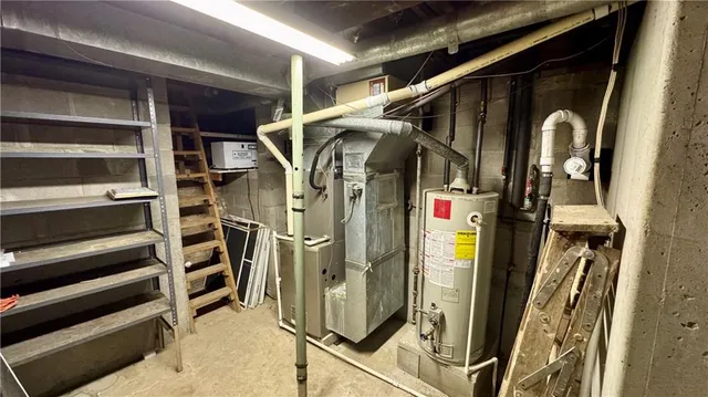 $245,000 | 737 Washington Street, Weston, MO 64098