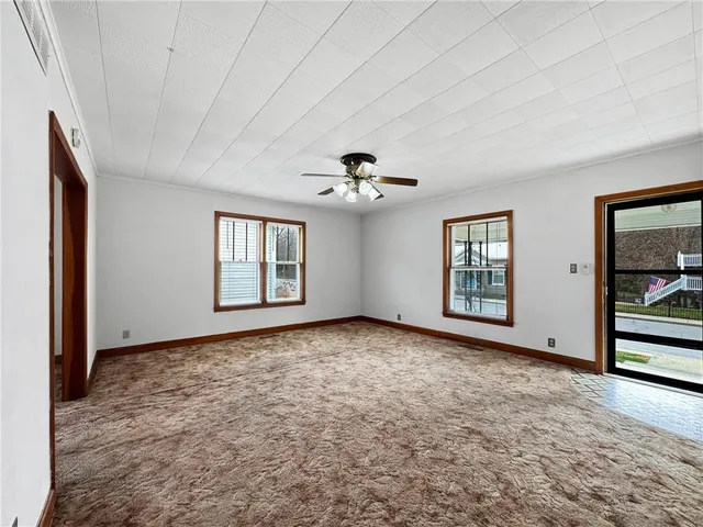 $245,000 | 737 Washington Street, Weston, MO 64098