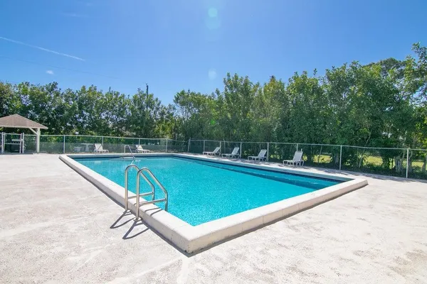 $2,450 | 5954 Longbow Lane, West Palm Beach, FL 33415