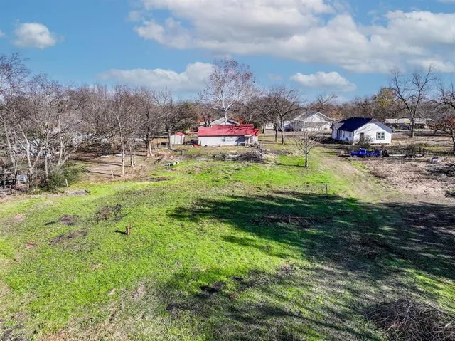 $170,000 | 305 Gaskins Street, Como, TX 75431