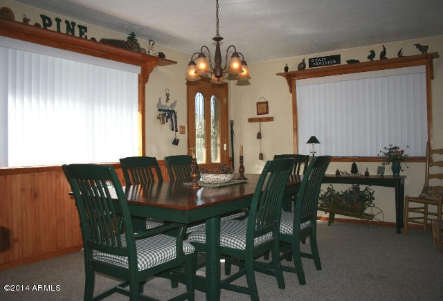 6329 Quail Cove Road Pine, AZ 85544 - Photo 9 of 26 Dining area