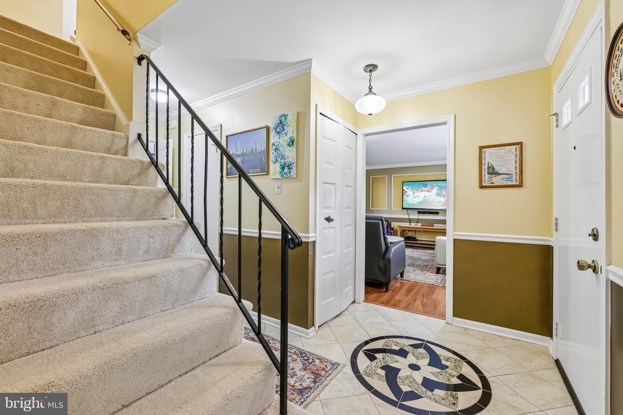 5057 Ten Mills Road Columbia, MD 21044 - Photo 8 of 60 Foyer