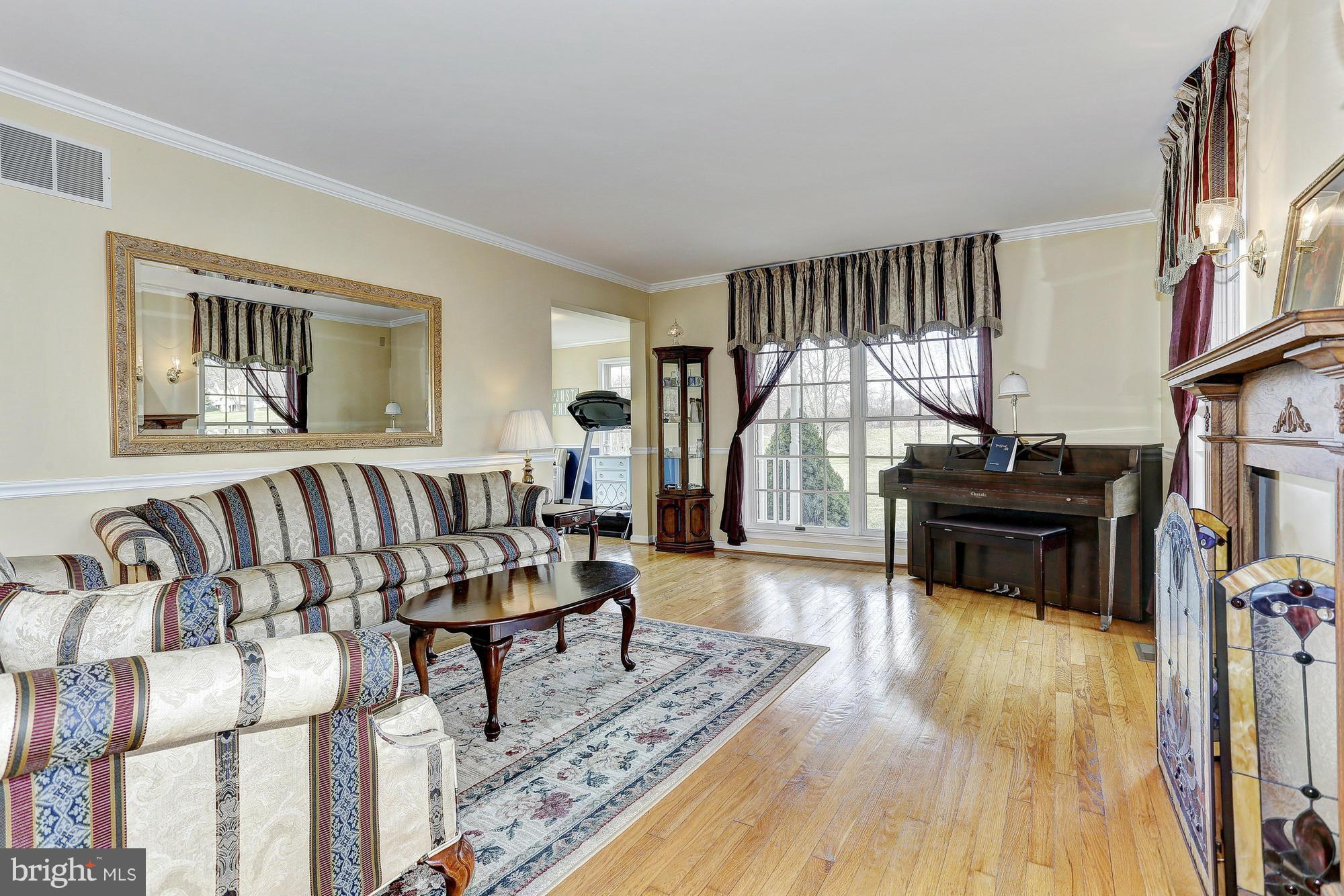2869 Troyer Road White Hall, MD 21161 - Photo 4 of 30 Living Room