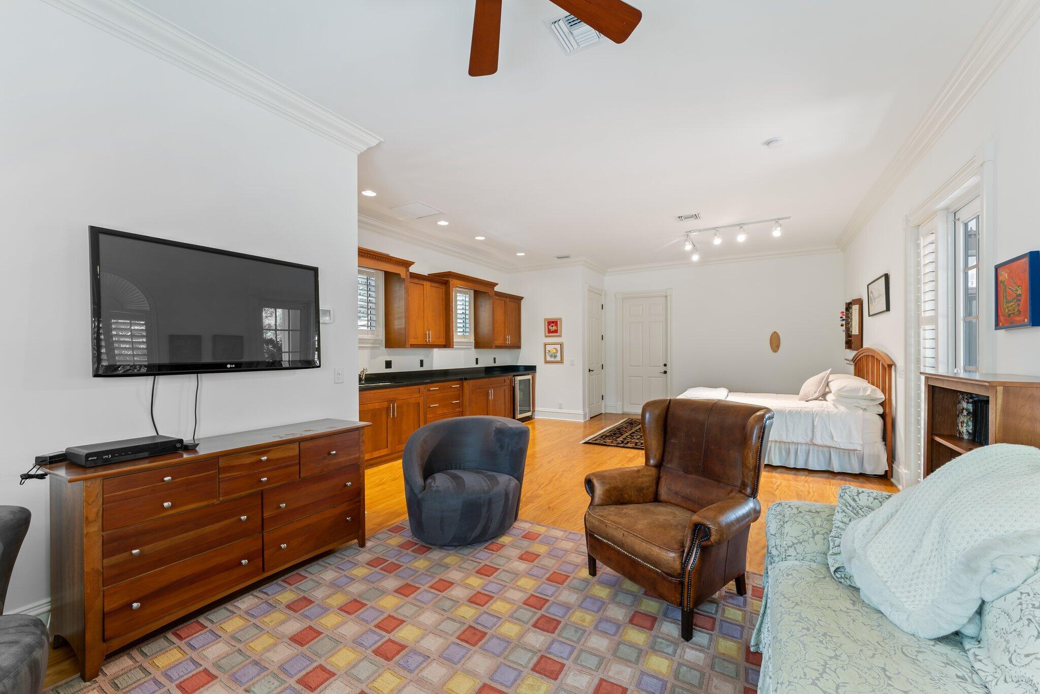 19651 North Riverside Drive Jupiter, FL 33469 - Photo 19 of 61 019-19651RiversideDrive-Jupiter-FL-33469