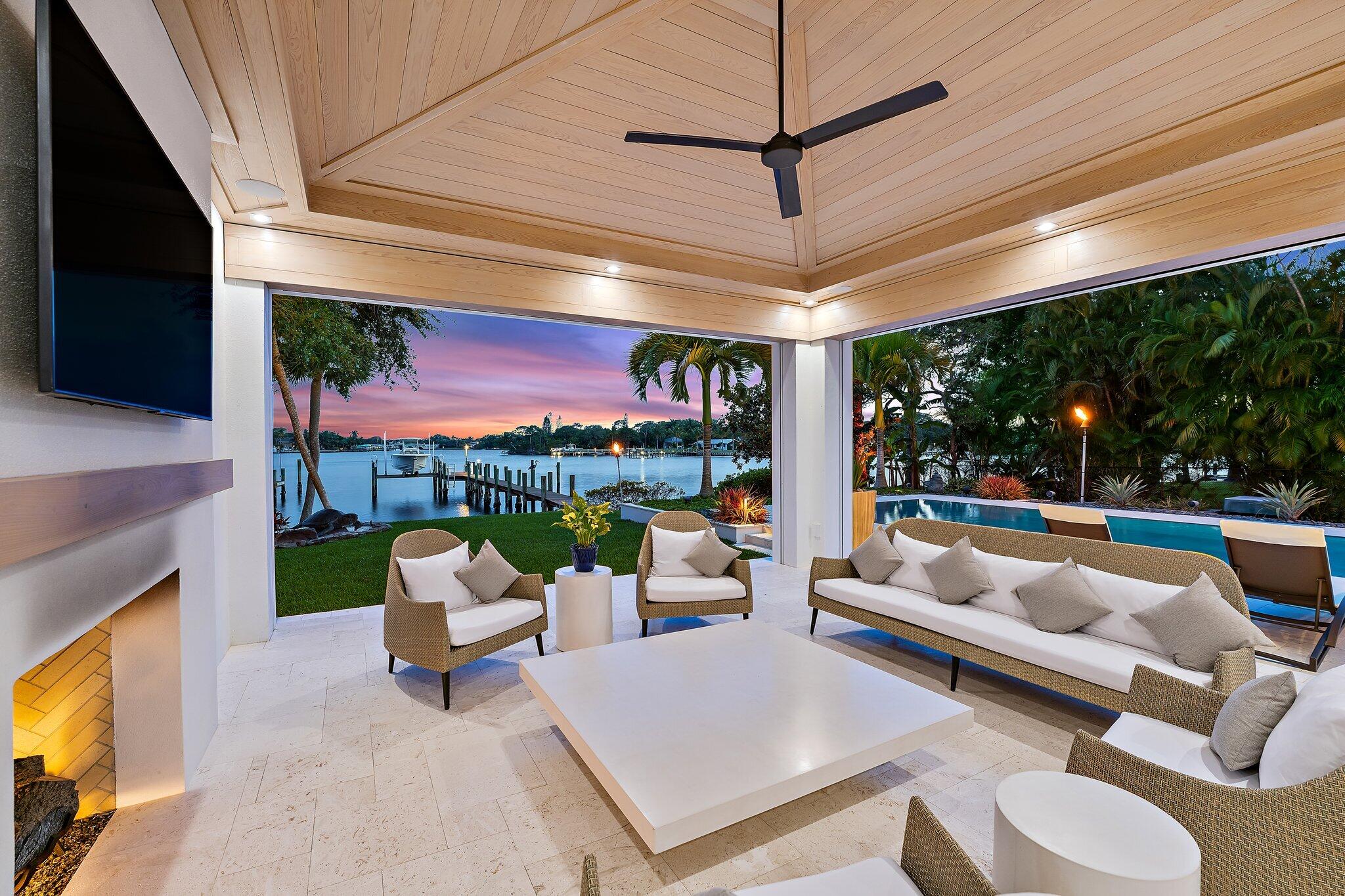 19651 North Riverside Drive Jupiter, FL 33469 - Photo 3 of 61 003-19651RiversideDrive-Jupiter-FL-33469