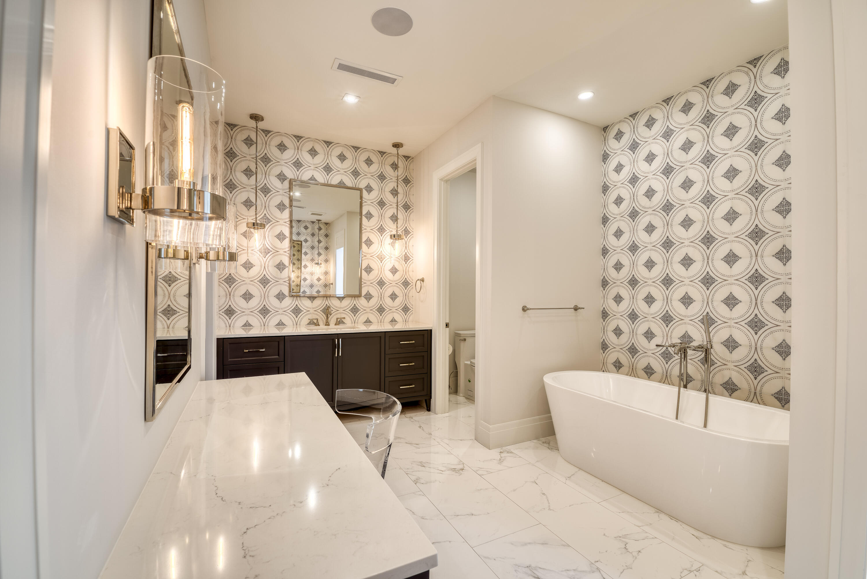 19651 North Riverside Drive Jupiter, FL 33469 - Photo 50 of 61 031