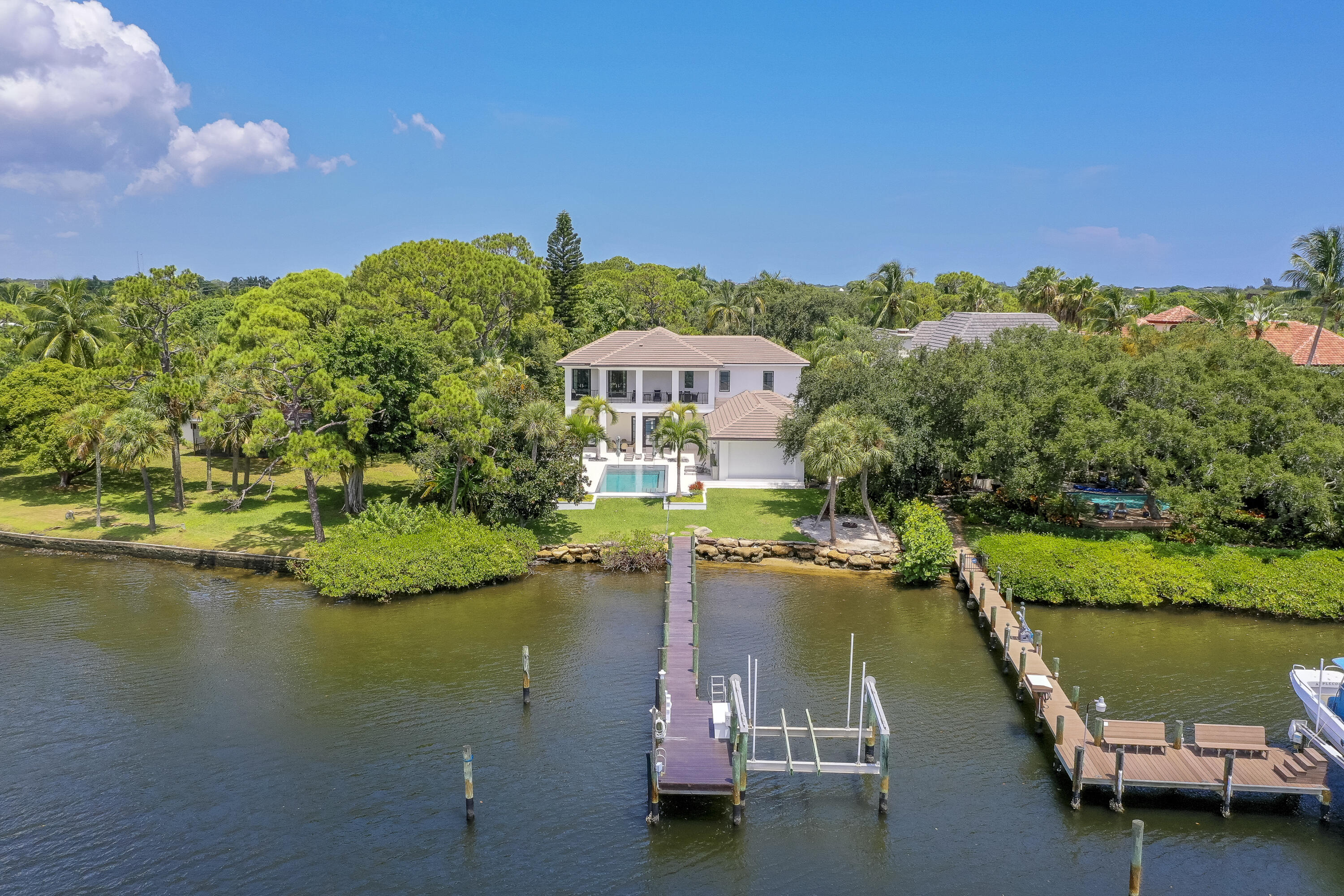 19651 North Riverside Drive Jupiter, FL 33469 - Photo 52 of 61 033