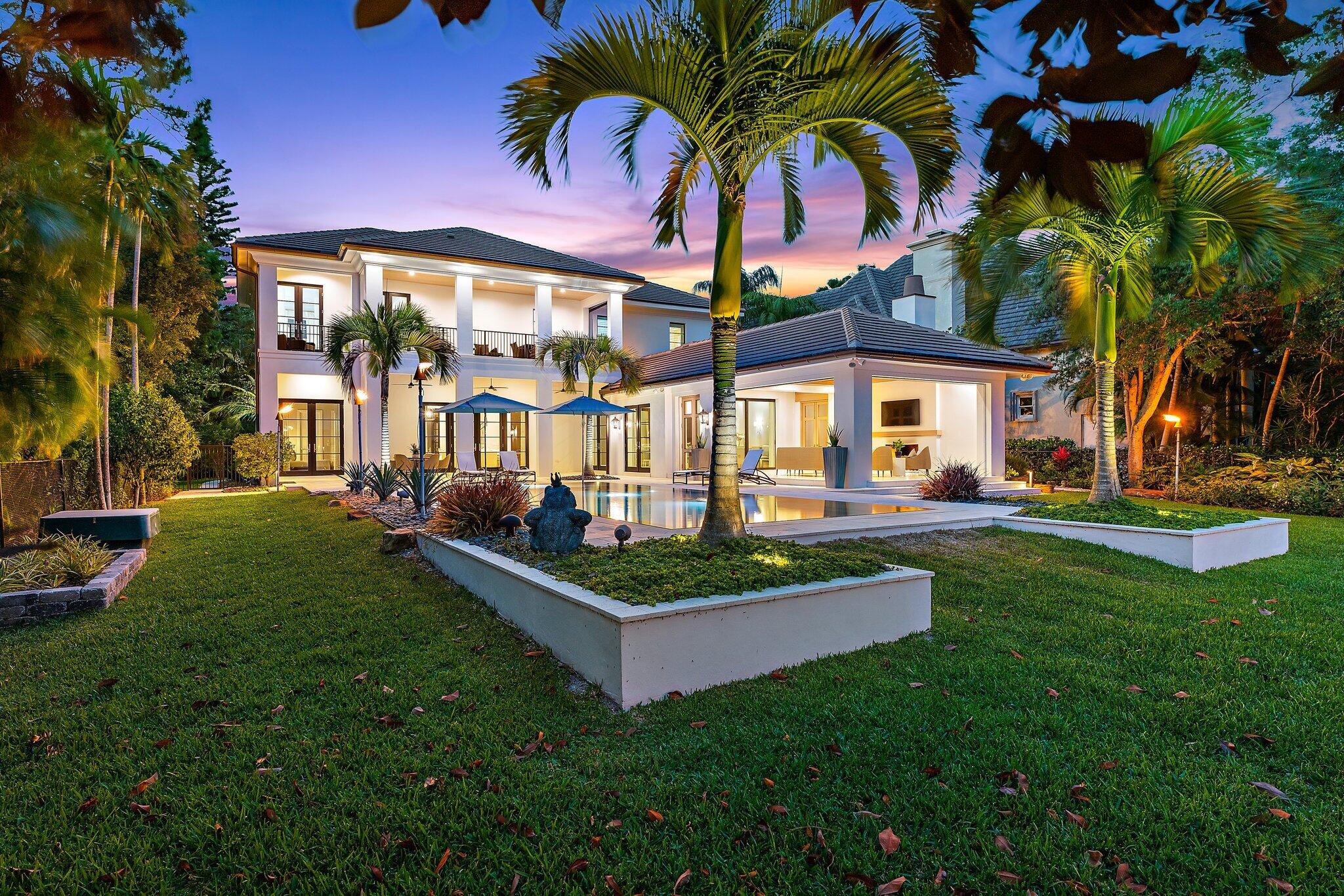 19651 North Riverside Drive Jupiter, FL 33469 - Photo 9 of 61 009-19651RiversideDrive-Jupiter-FL-33469