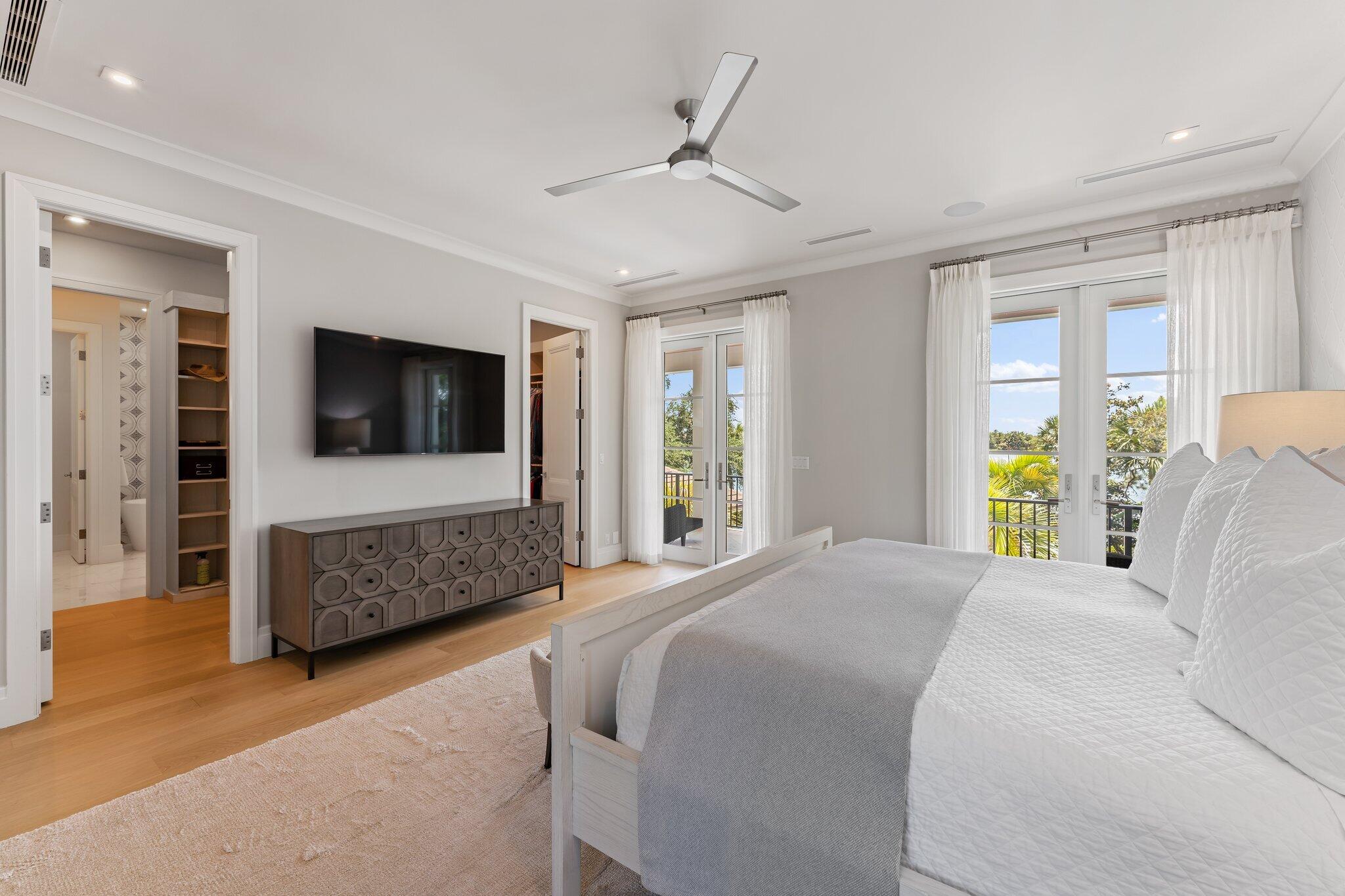 19651 North Riverside Drive Jupiter, FL 33469 - Photo 10 of 61 012-19651RiversideDrive-Jupiter-FL-33469