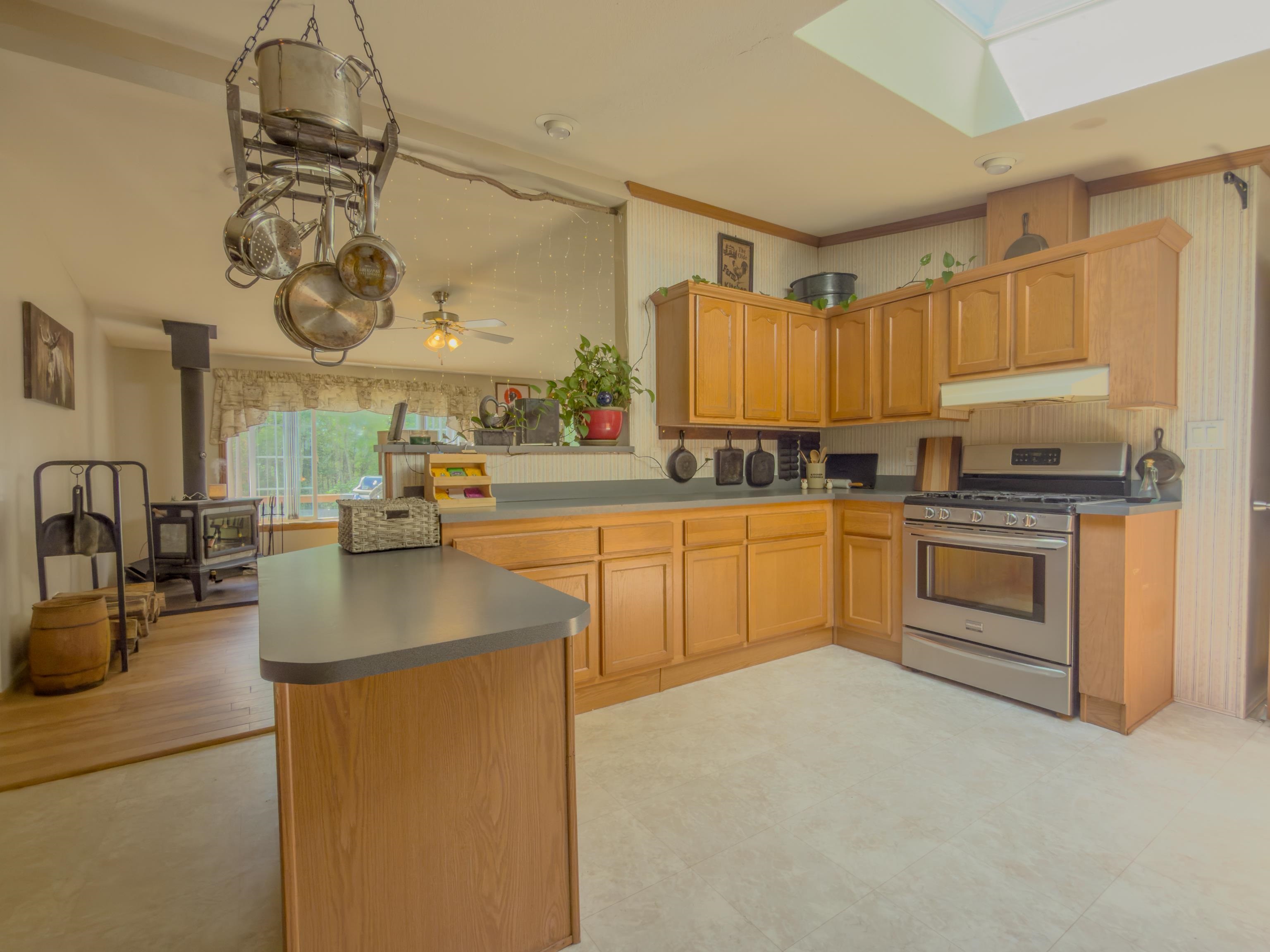24 Varney Road Whitefield, NH 03598 - Photo 17 of 48