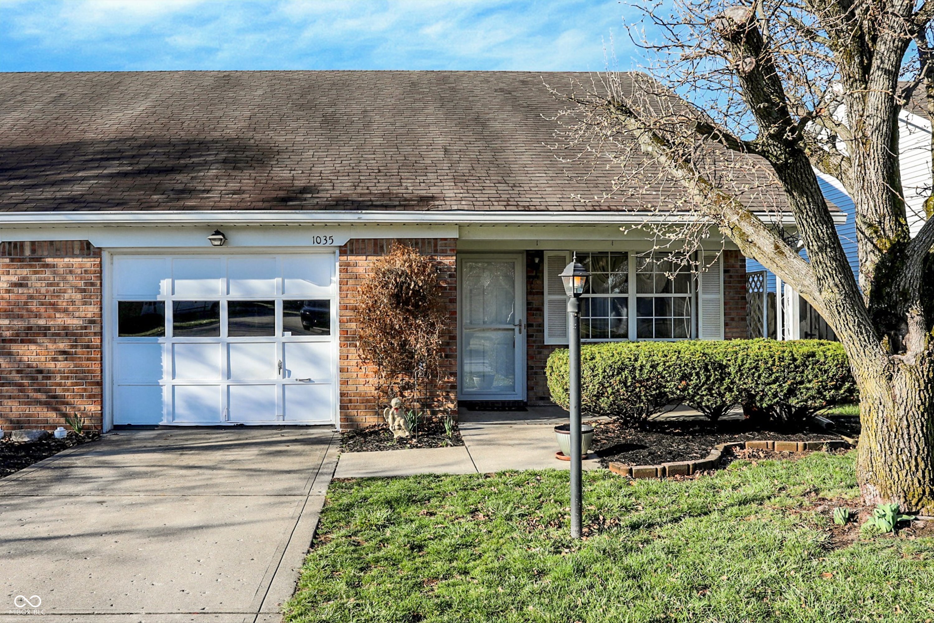 1035 Ina Circle Franklin, IN 46131 - Photo 1 of 18 Gallery Image 1