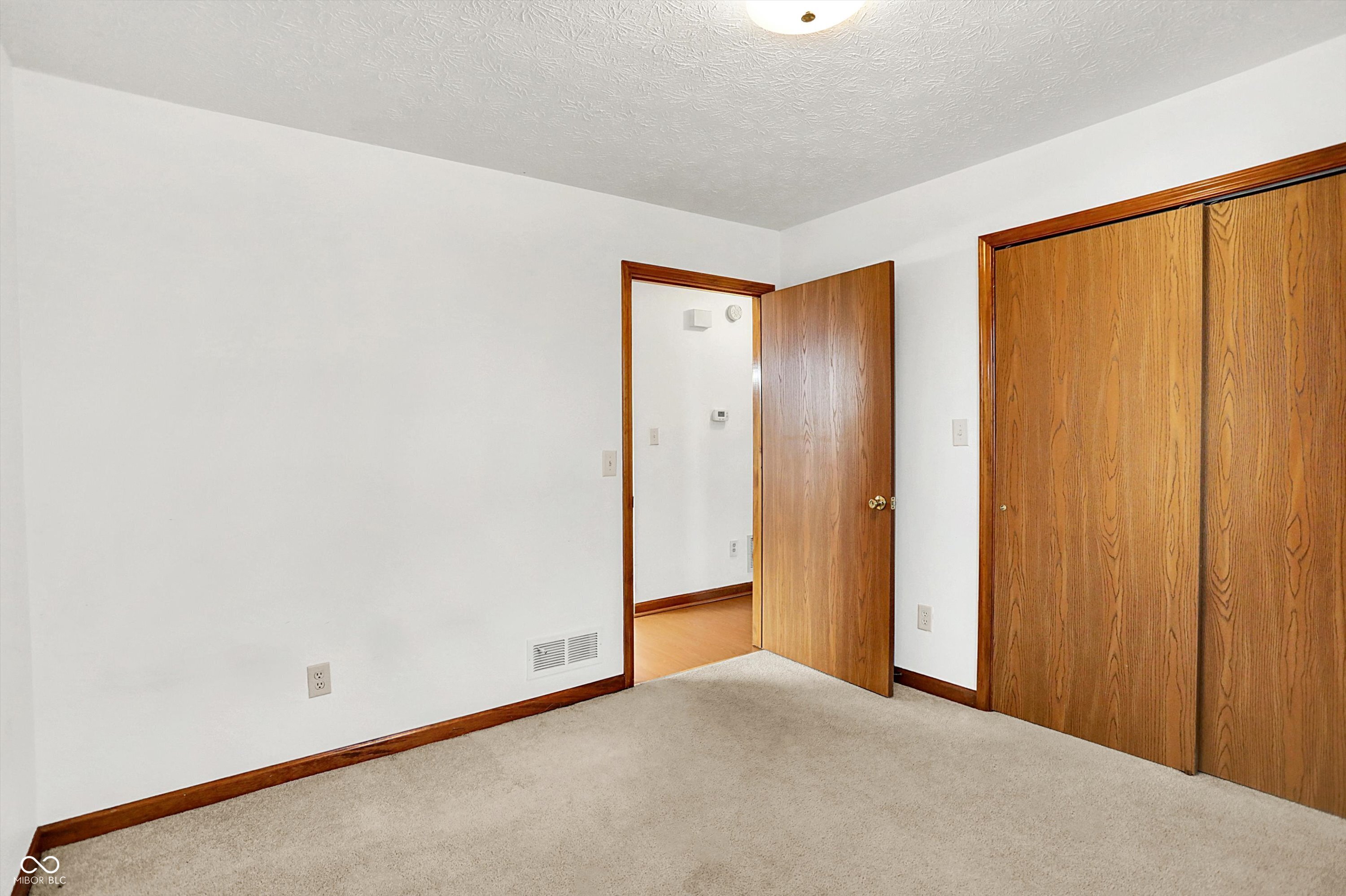 1035 Ina Circle Franklin, IN 46131 - Photo 17 of 18 Gallery Image 17