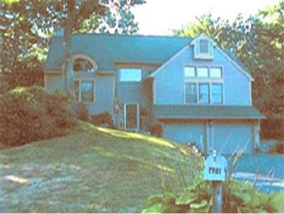 423 Elk Run Road, Unit 423 Hudson, NH 03051 - Photo 1 of 9