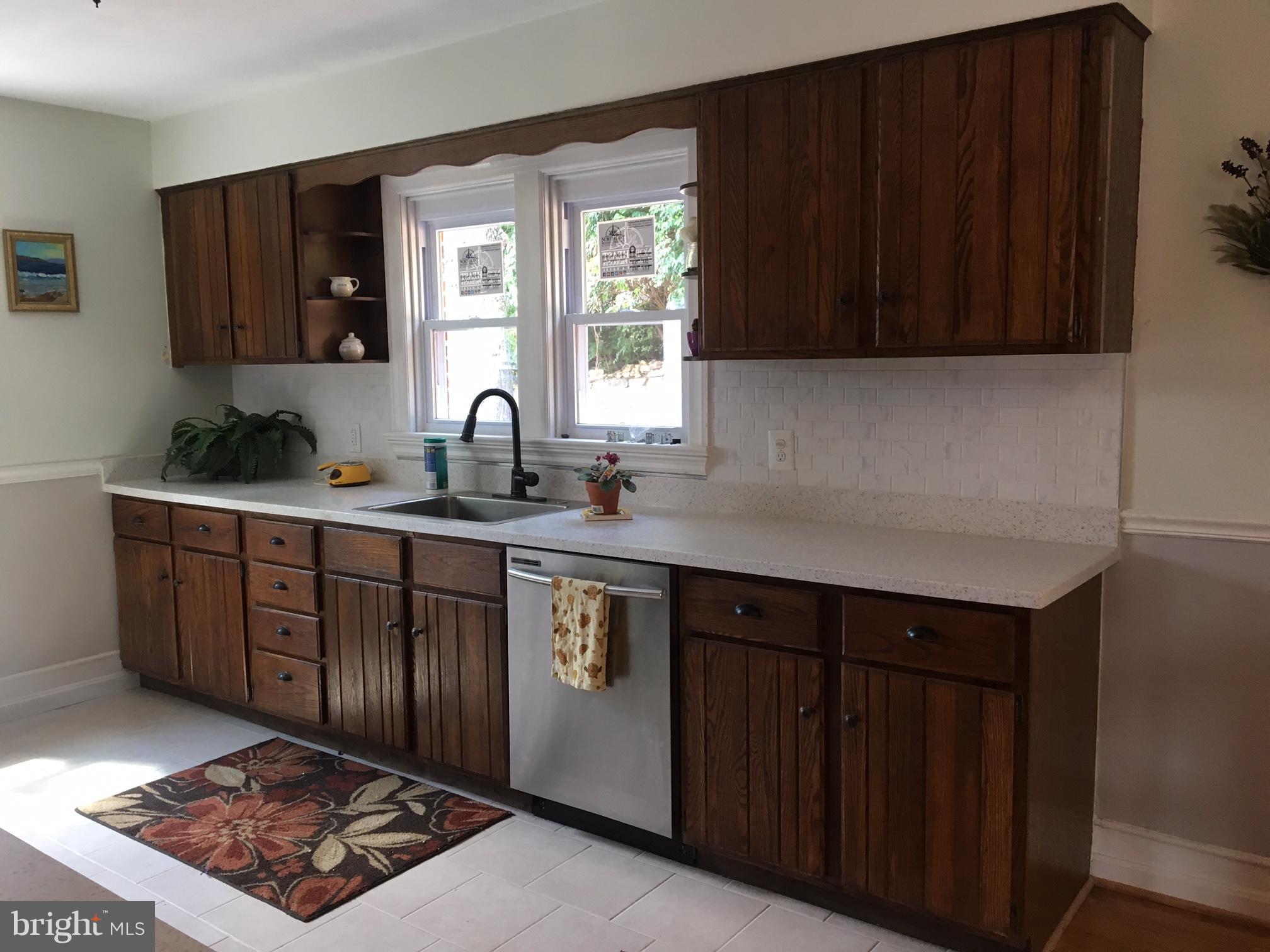 6916 Edgemont Road Frederick, MD 21702 - Photo 12 of 12 Kitchen