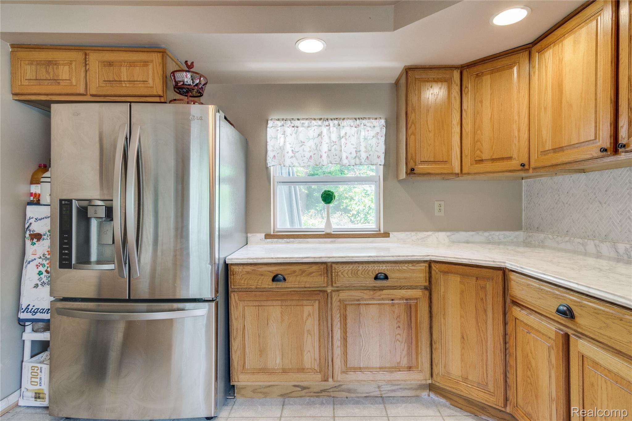 3400 West Newark Road Lapeer, MI 48446 - Photo 33 of 72 Interiors (14 of 40).jpg