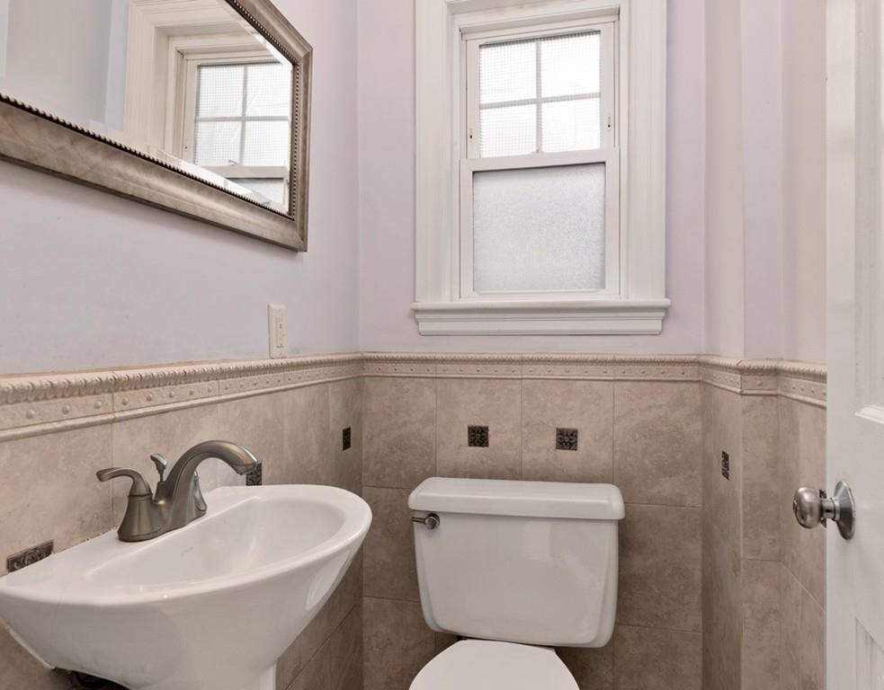 29 Ivy Road Belmont, MA 02478 - Photo 20 of 38