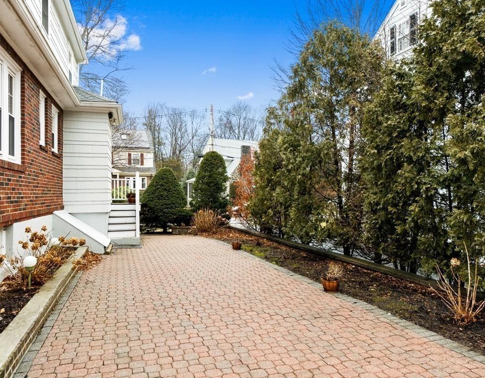29 Ivy Road Belmont, MA 02478 - Photo 34 of 38