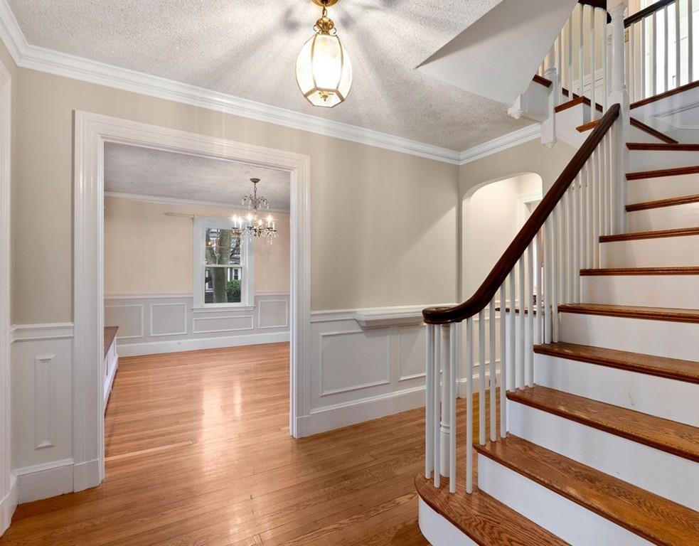 29 Ivy Road Belmont, MA 02478 - Photo 6 of 38