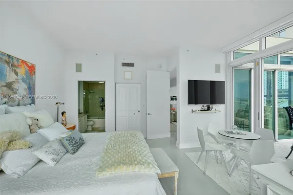 $15,000 | 1155 Brickell Bay Drive, Unit PH210, Miami, FL 33131