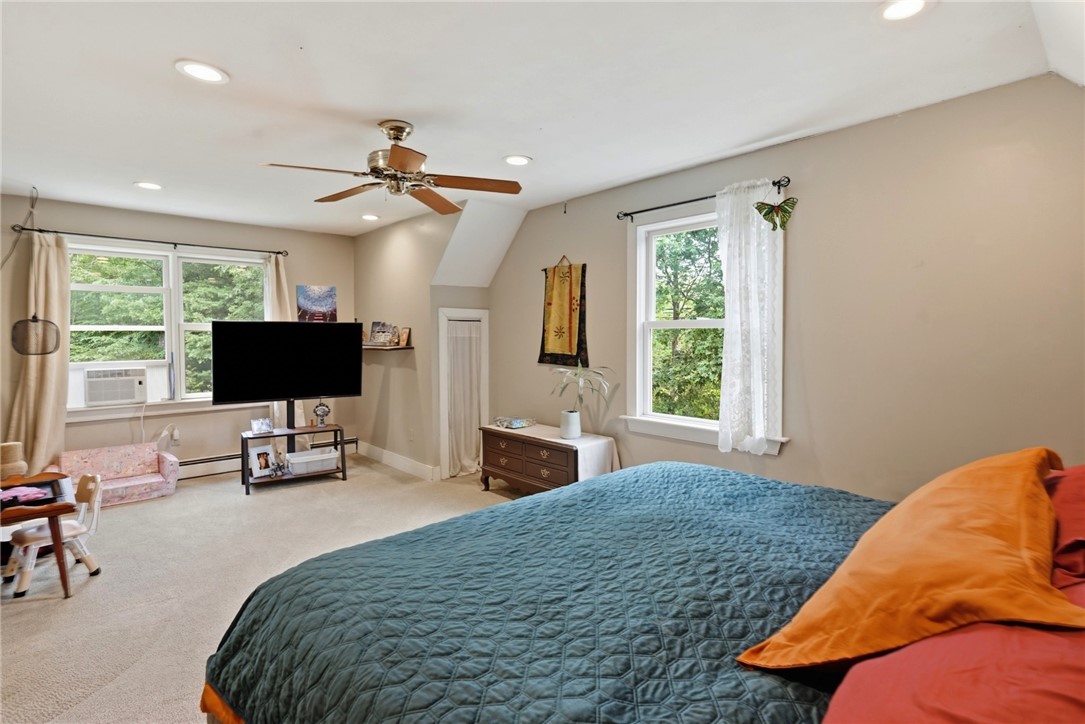 71 Mt Hygeia Road Foster, RI 02825 - Photo 22 of 45 2nd FL Large bedroom