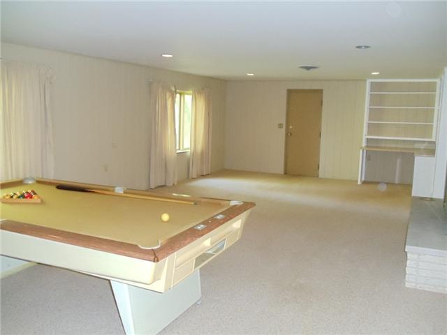 4553 Dickson Road Indianapolis, IN 46226 - Photo 12 of 16 Gallery Image 12
