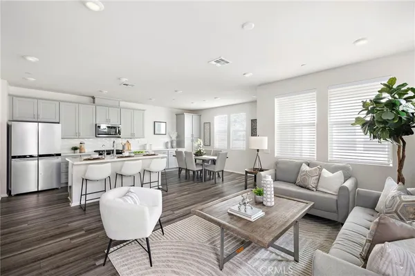 $1,069,000 | 111 Homestead Road, Rancho Mission Viejo, CA 92694