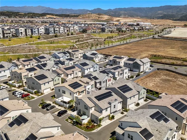 $1,069,000 | 111 Homestead Road, Rancho Mission Viejo, CA 92694