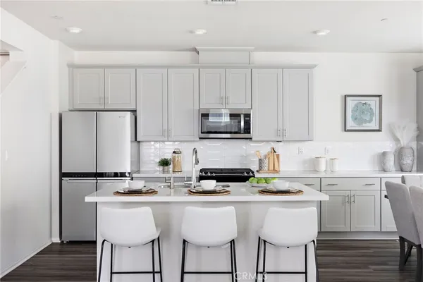 $1,069,000 | 111 Homestead Road, Rancho Mission Viejo, CA 92694